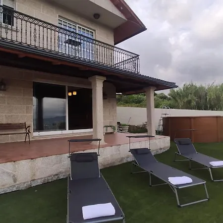 Os Pineiros Vacacional Dom wakacyjny