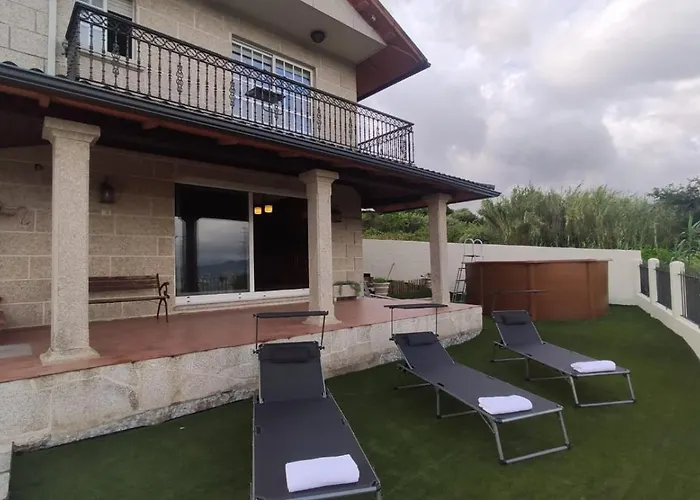 Os Pineiros Vacacional Dom wakacyjny